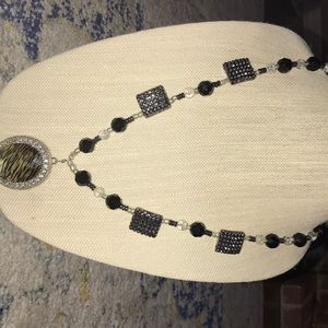 15 1/2 inch vintage glass beaded necklace